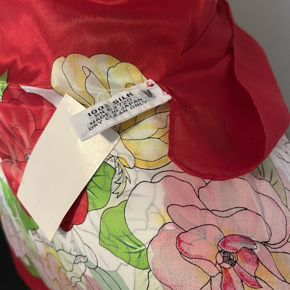 Vtg Worthington Tomato Red Floral Silk Scarf Square Classic Elegant Feminine NOS - Picture 4 of 7